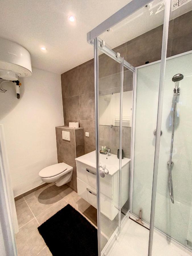Apartment Studio A 100 M De La Mer Nizza